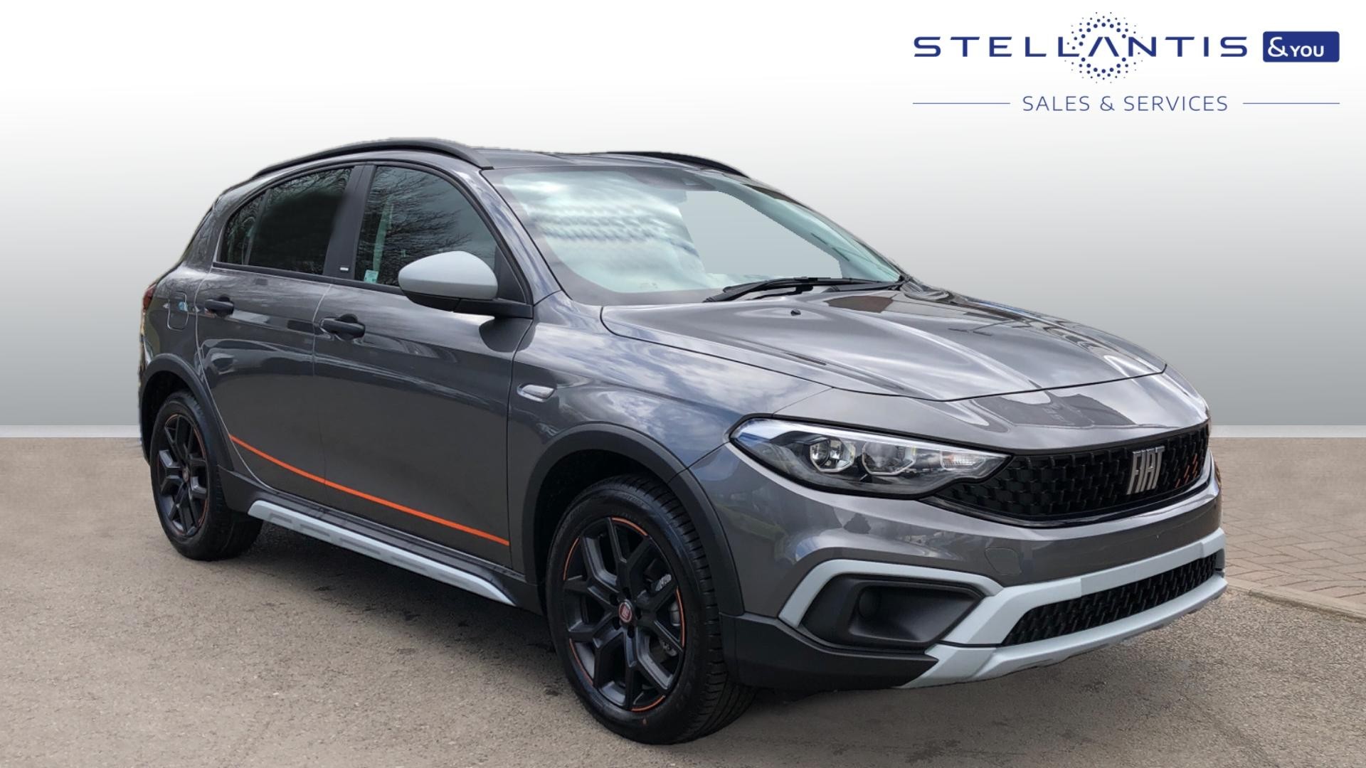 Main listing image - Fiat Tipo Cross