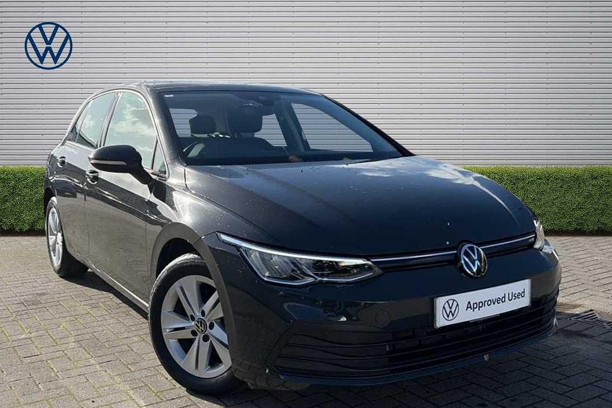 Main listing image - Volkswagen Golf