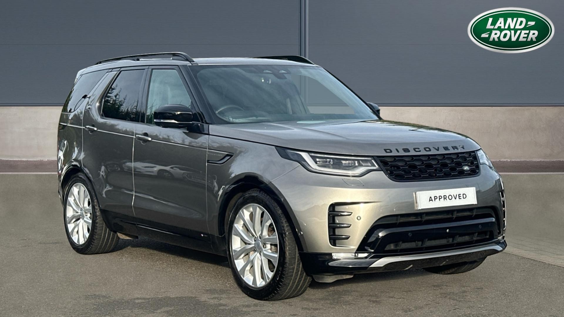 Main listing image - Land Rover Discovery