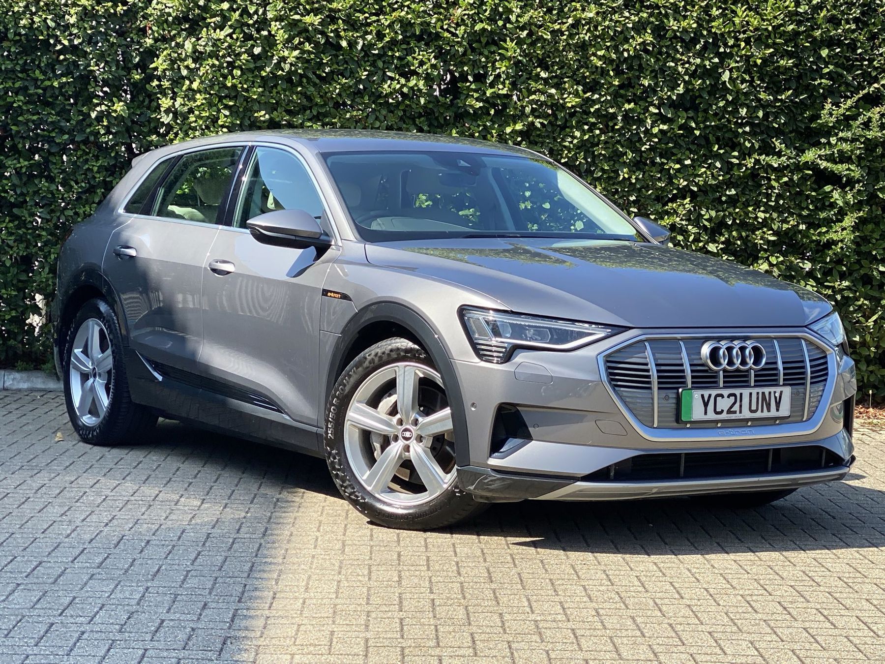 Main listing image - Audi e-tron
