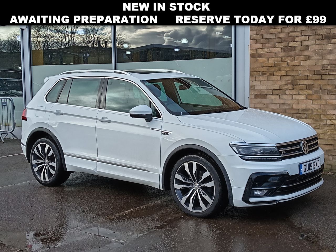 Main listing image - Volkswagen Tiguan