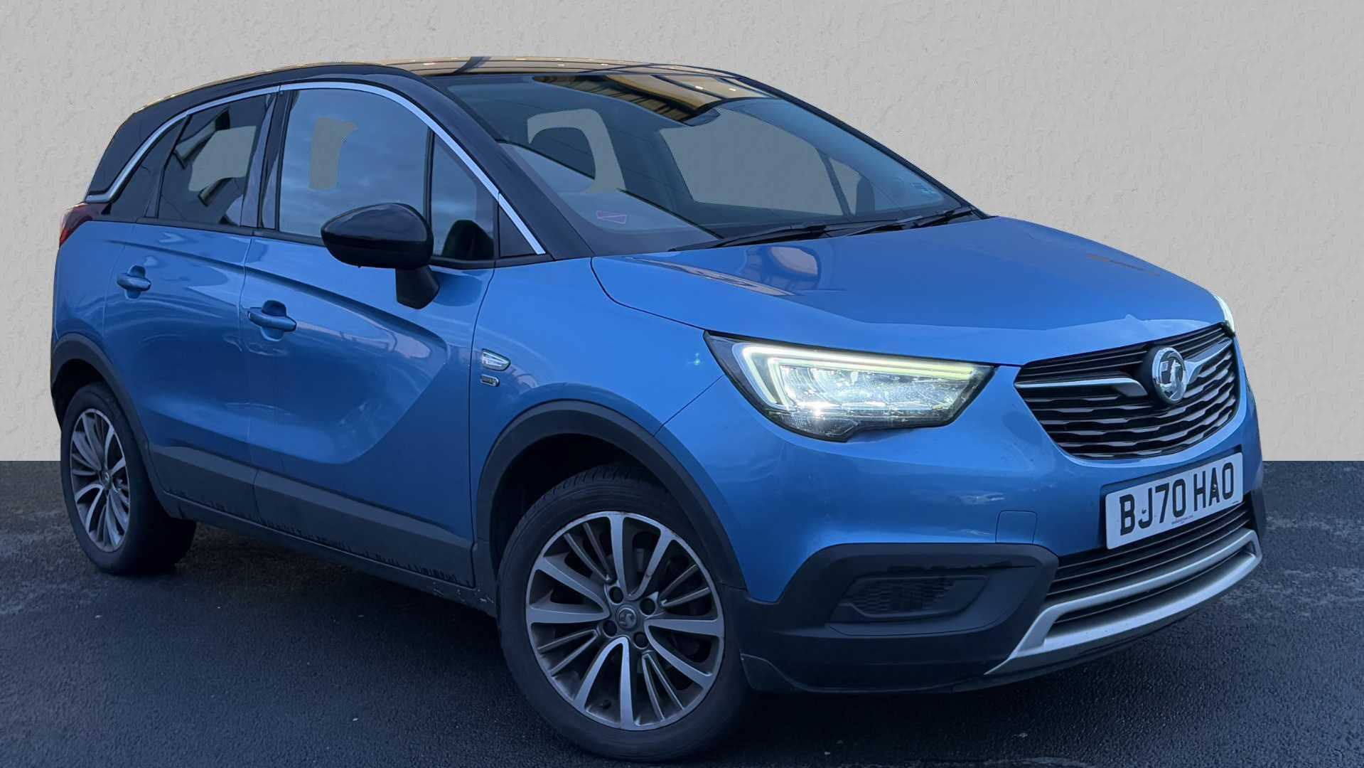 Main listing image - Vauxhall Crossland X