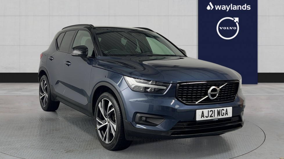 Main listing image - Volvo XC40