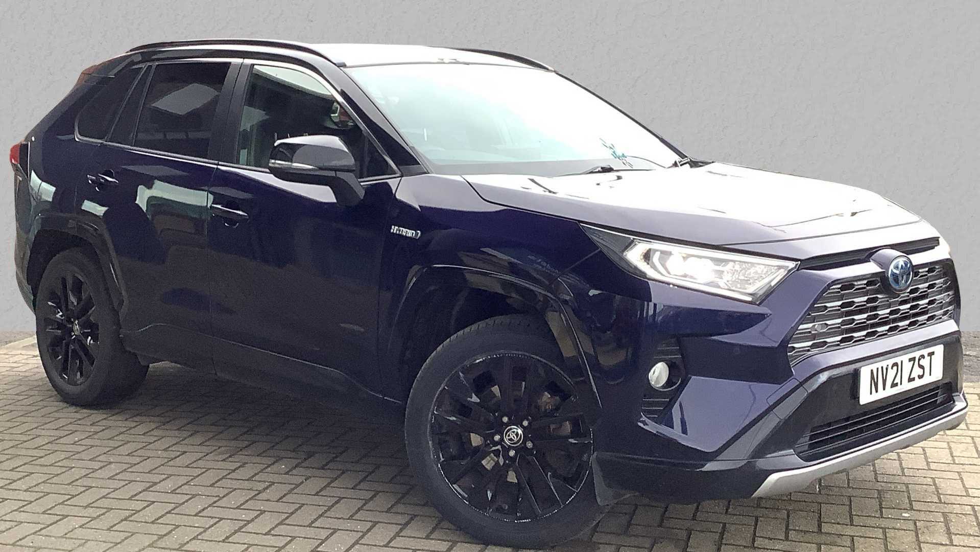 Main listing image - Toyota RAV4