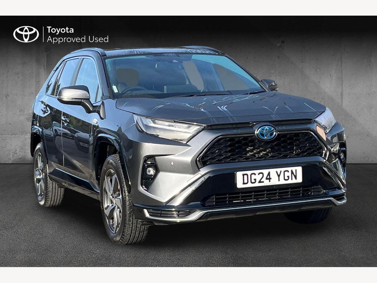 Main listing image - Toyota RAV4