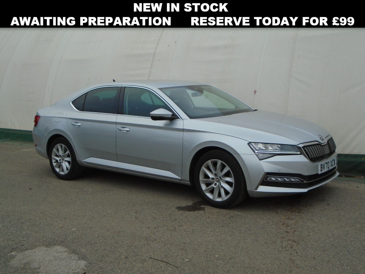 Main listing image - Skoda Superb