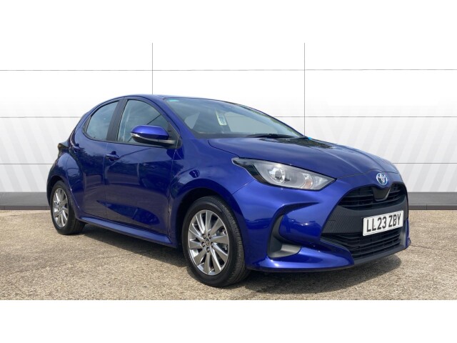 Main listing image - Toyota Yaris