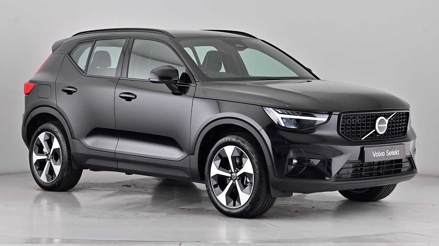Main listing image - Volvo XC40