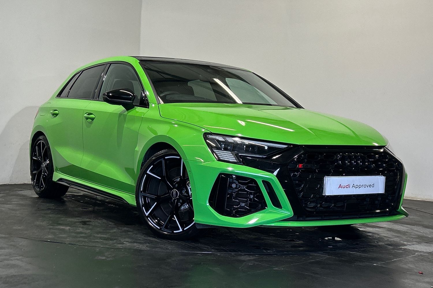 Main listing image - Audi RS3