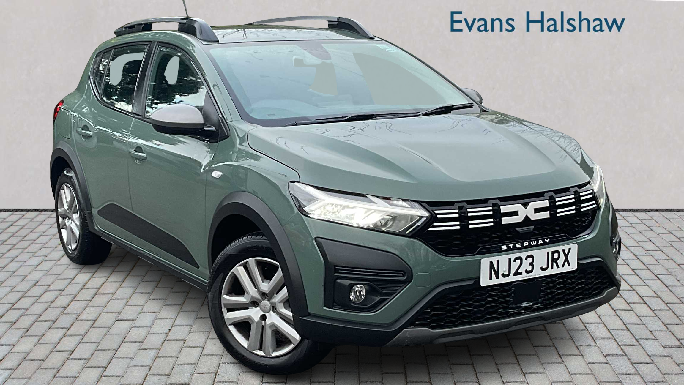 Main listing image - Dacia Sandero Stepway