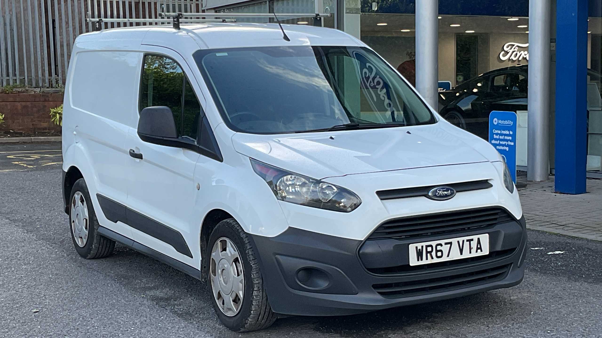 Main listing image - Ford Transit Connect