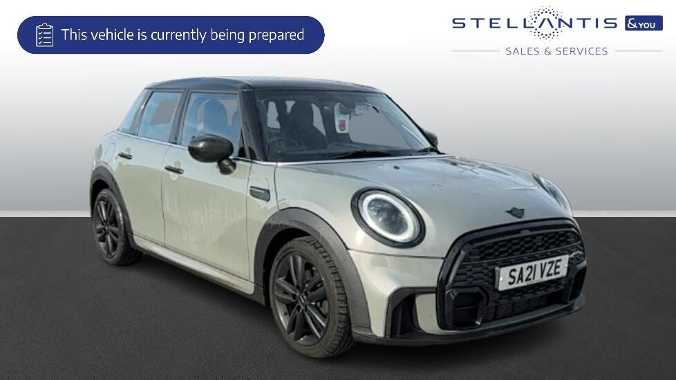 Main listing image - MINI Hatchback 5dr