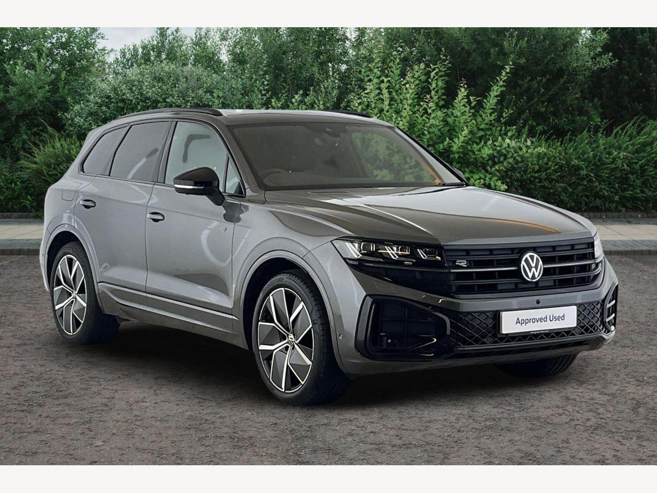 Main listing image - Volkswagen Touareg