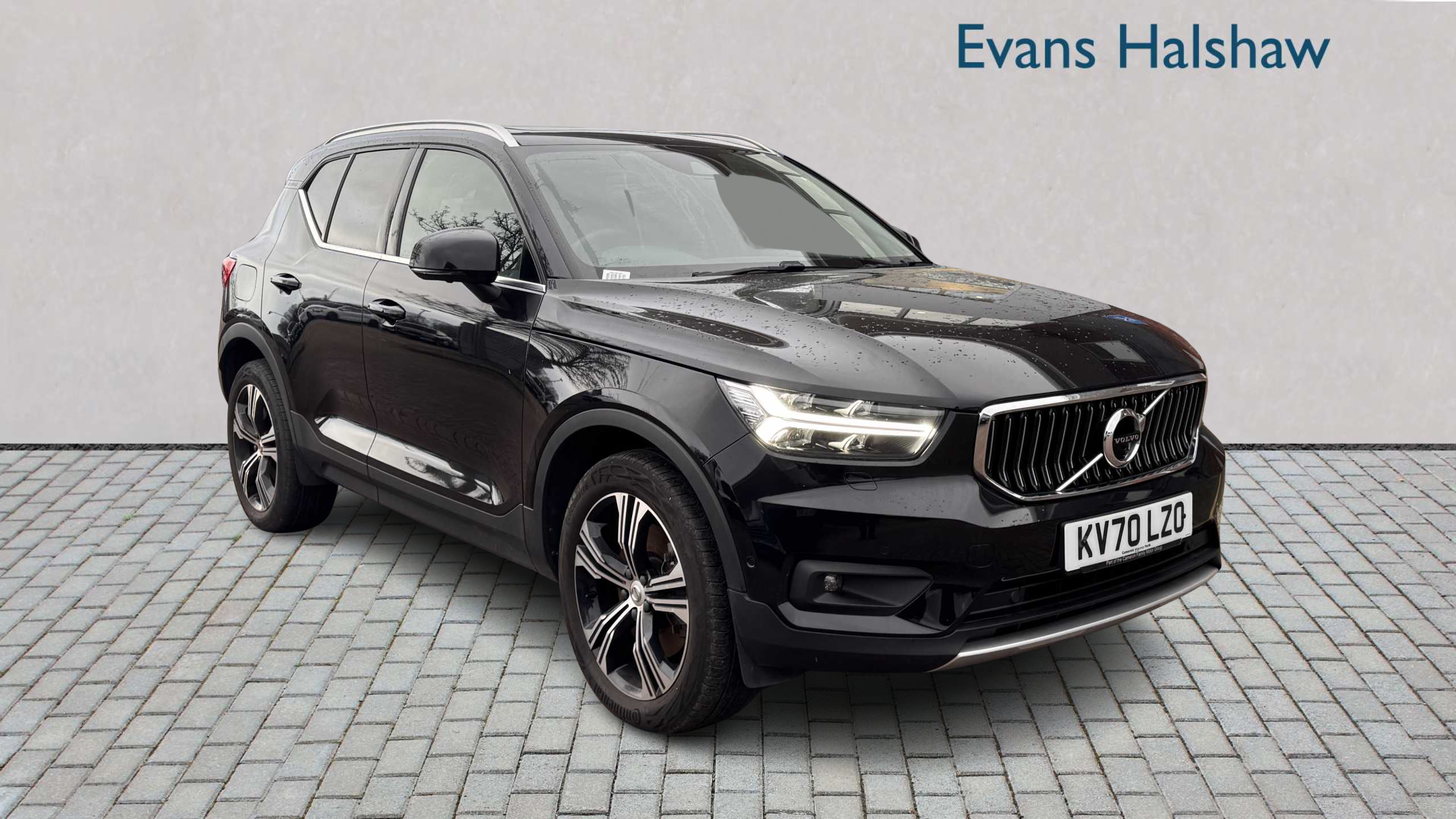 Main listing image - Volvo XC40 Recharge