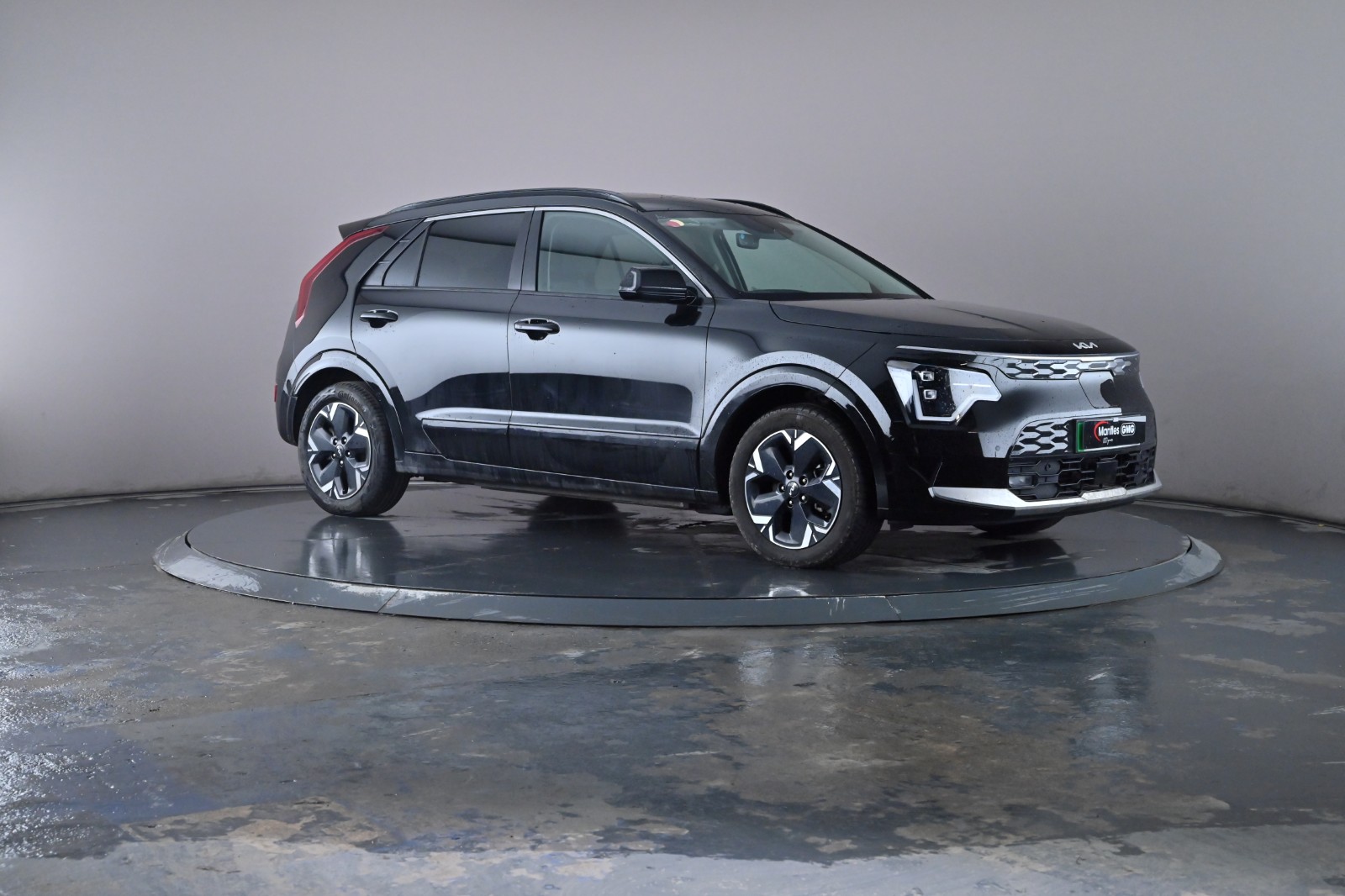 Main listing image - Kia Niro