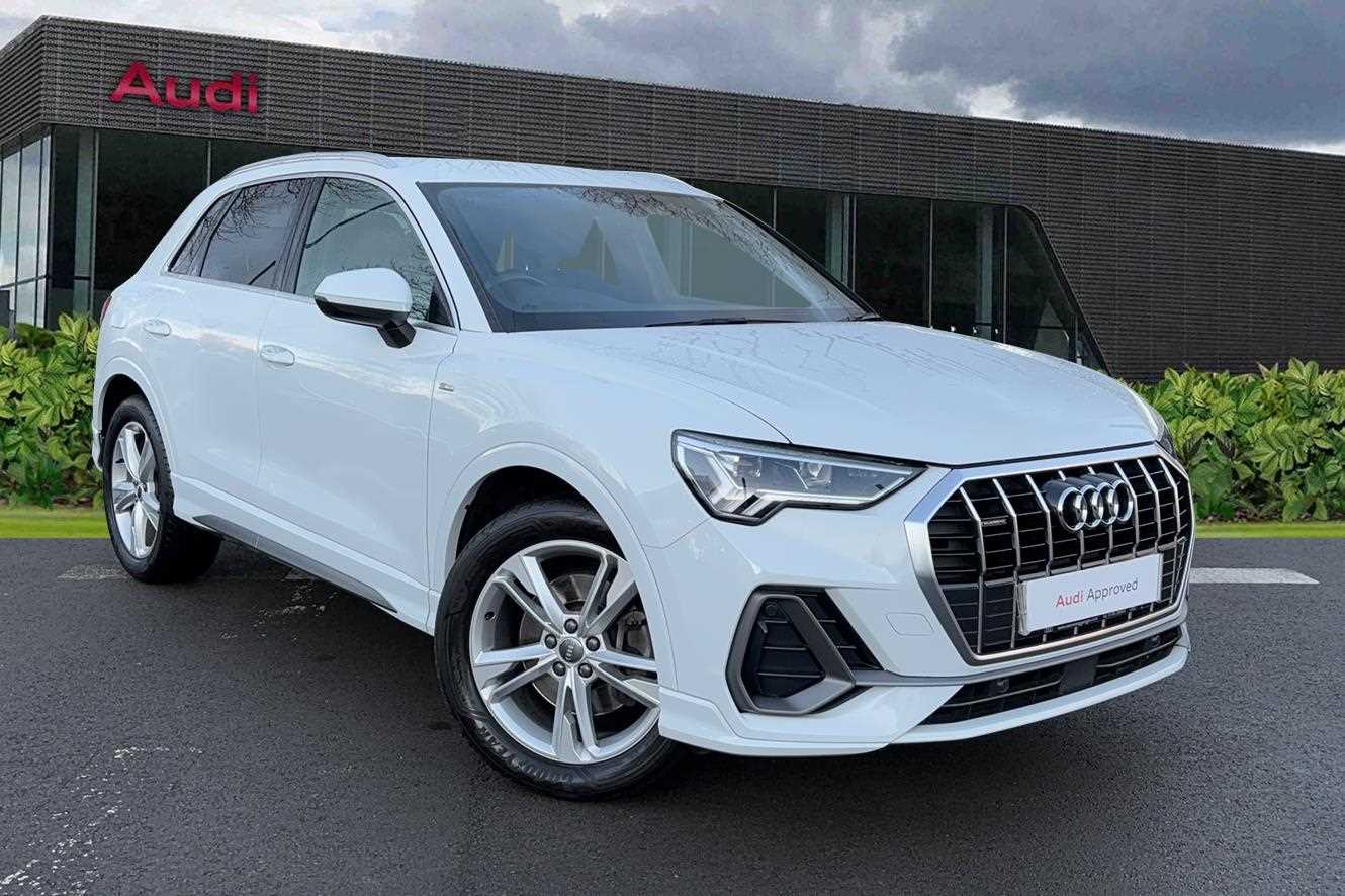 Main listing image - Audi Q3