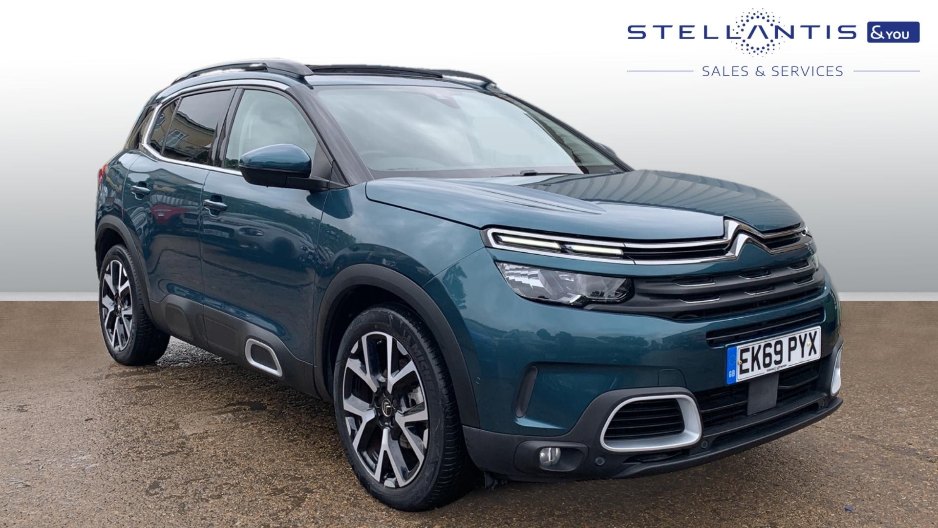 Main listing image - Citroen C5 Aircross