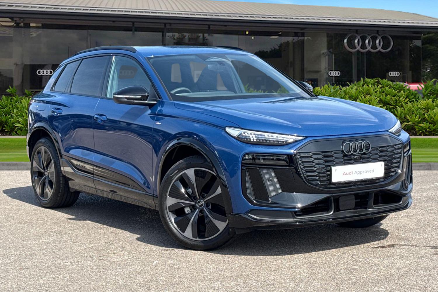 Main listing image - Audi Q6