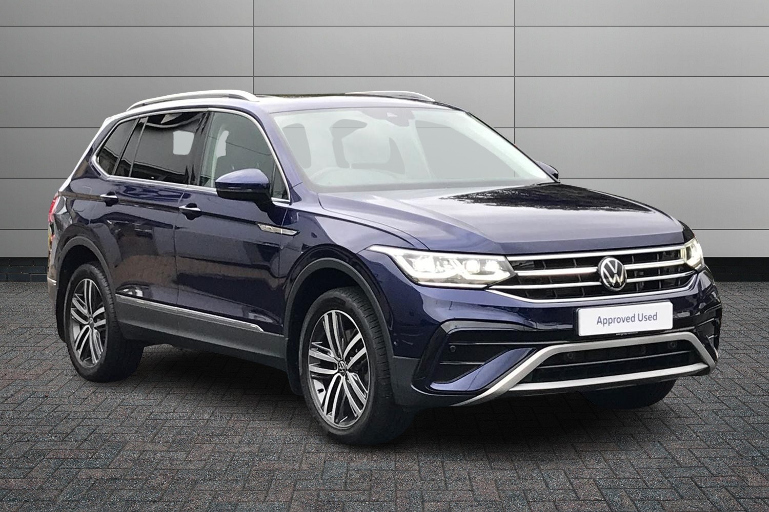 Main listing image - Volkswagen Tiguan Allspace