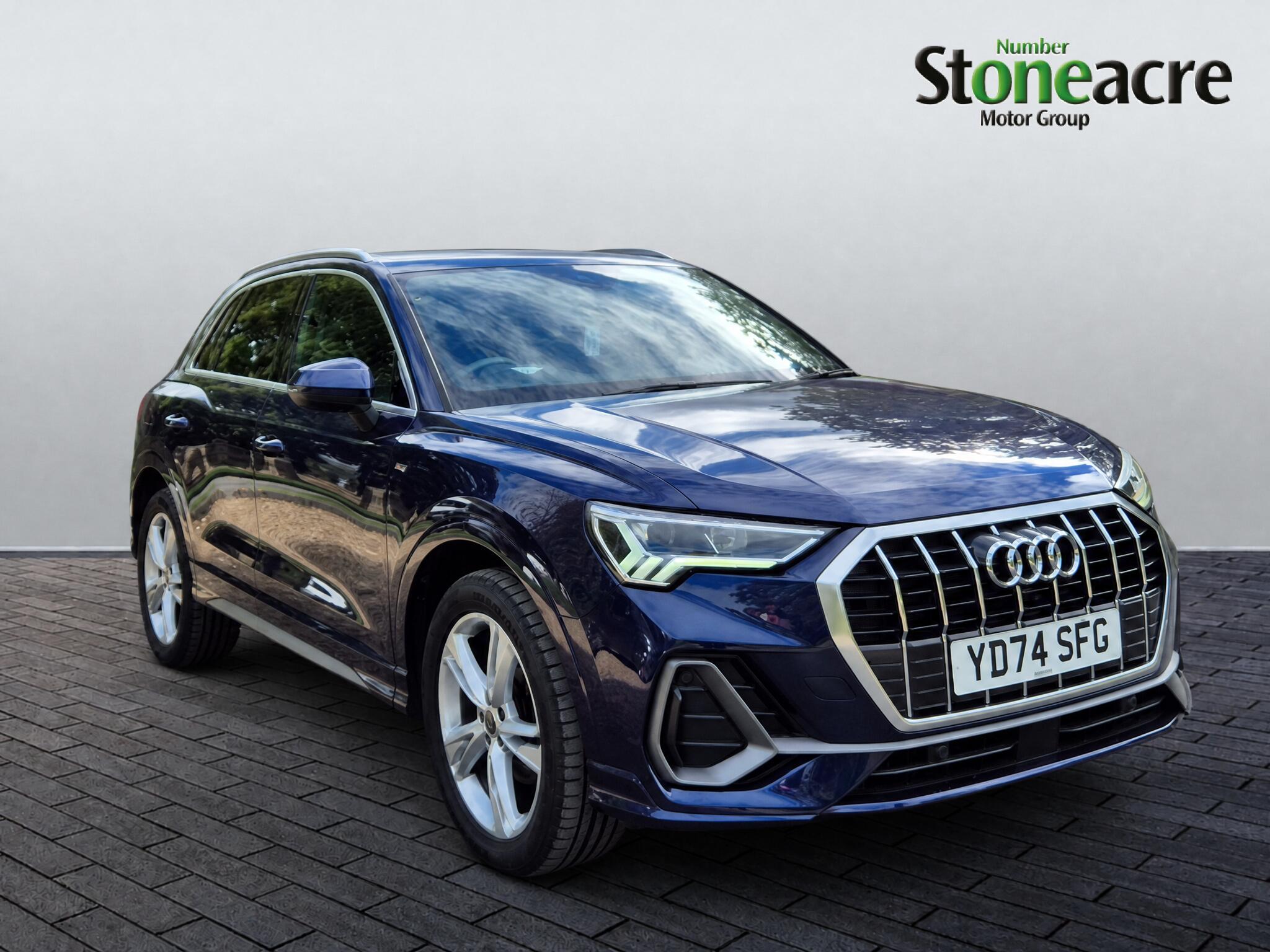 Main listing image - Audi Q3