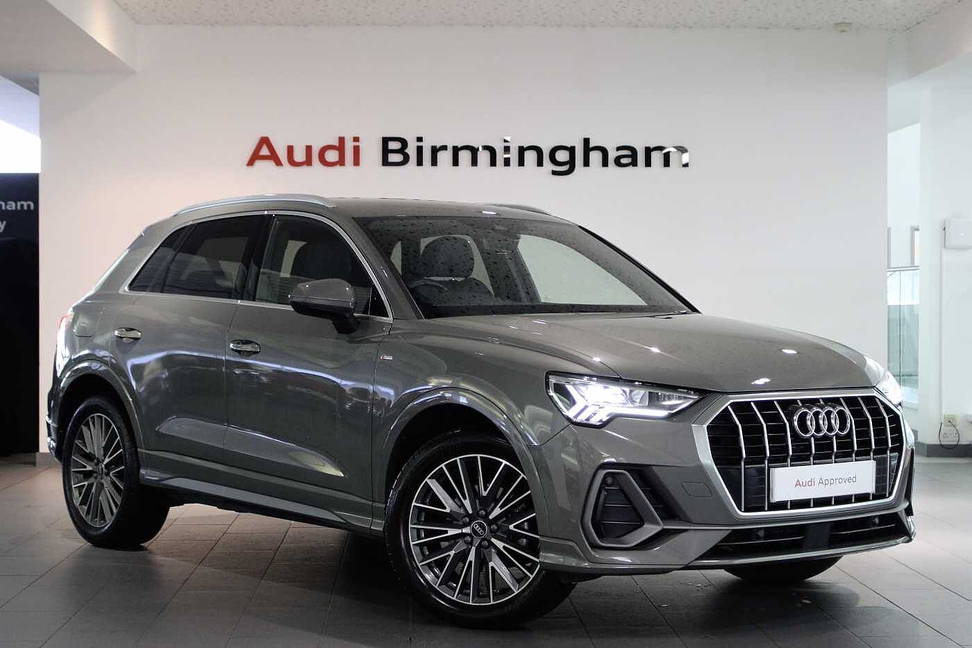 Main listing image - Audi Q3