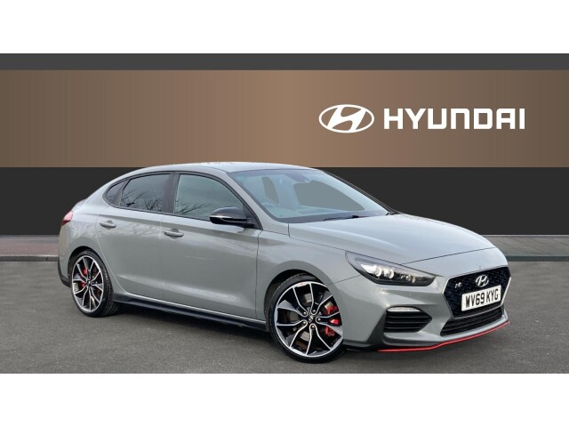 Main listing image - Hyundai i30 Fastback