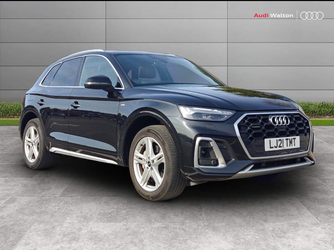 Main listing image - Audi Q5
