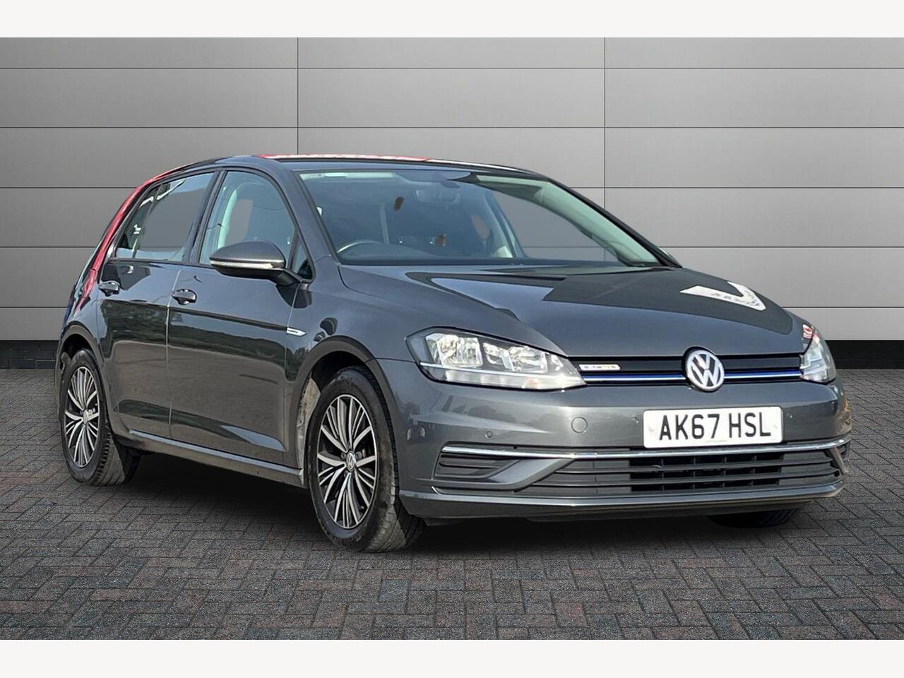 Main listing image - Volkswagen Golf