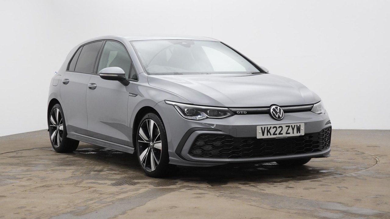 Main listing image - Volkswagen Golf