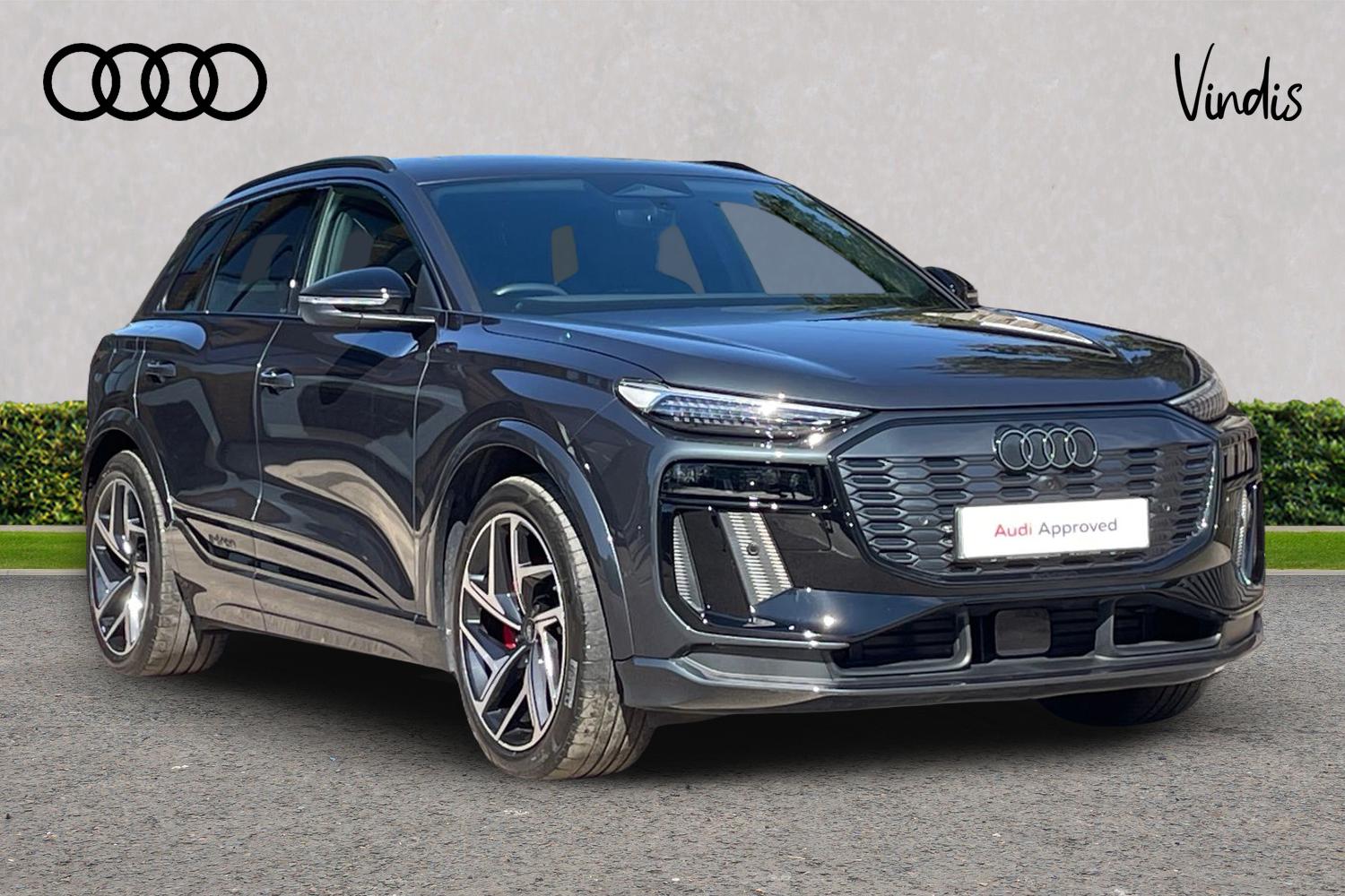 Main listing image - Audi Q6