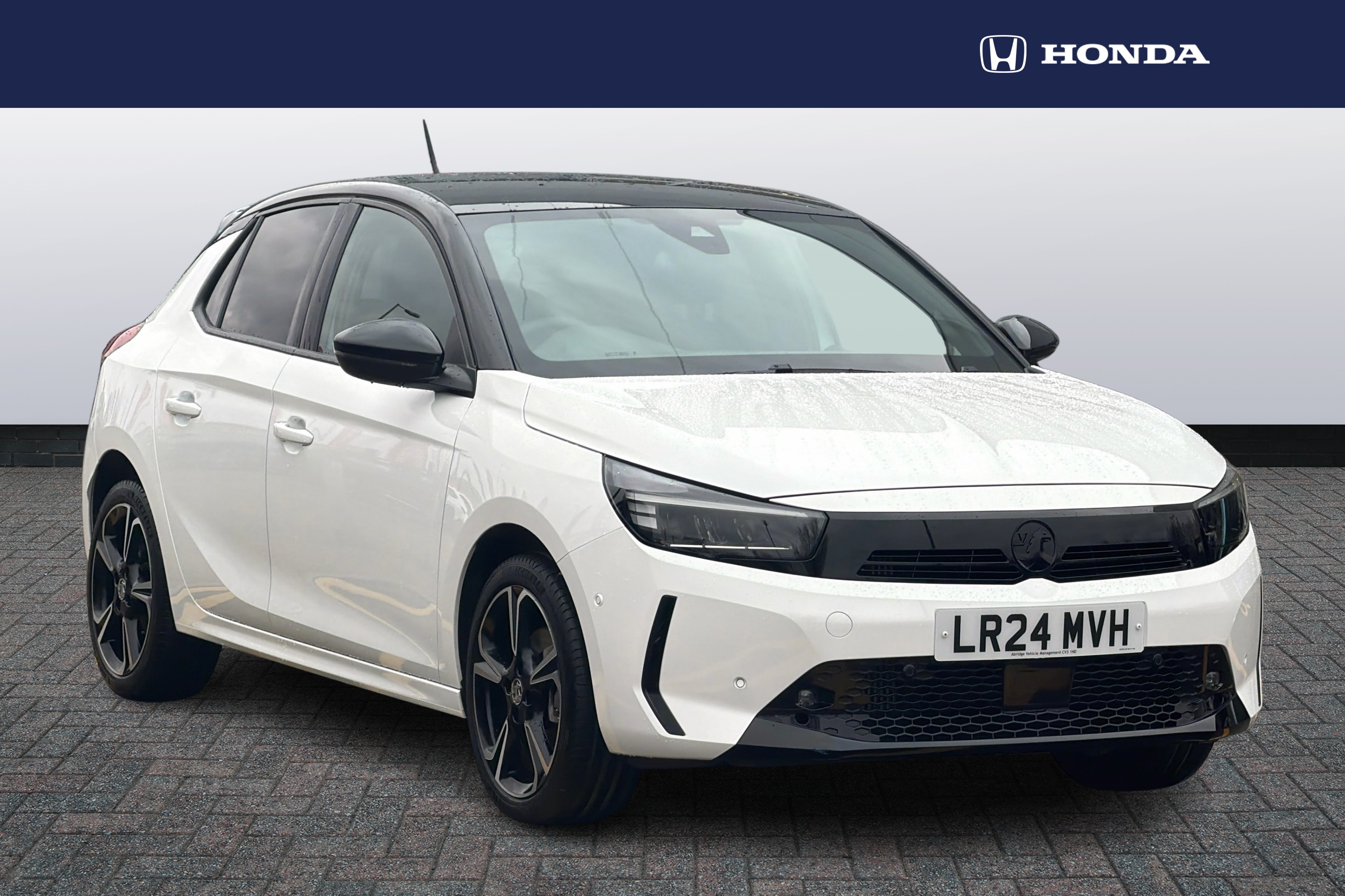 Main listing image - Vauxhall Astra Sports Tourer