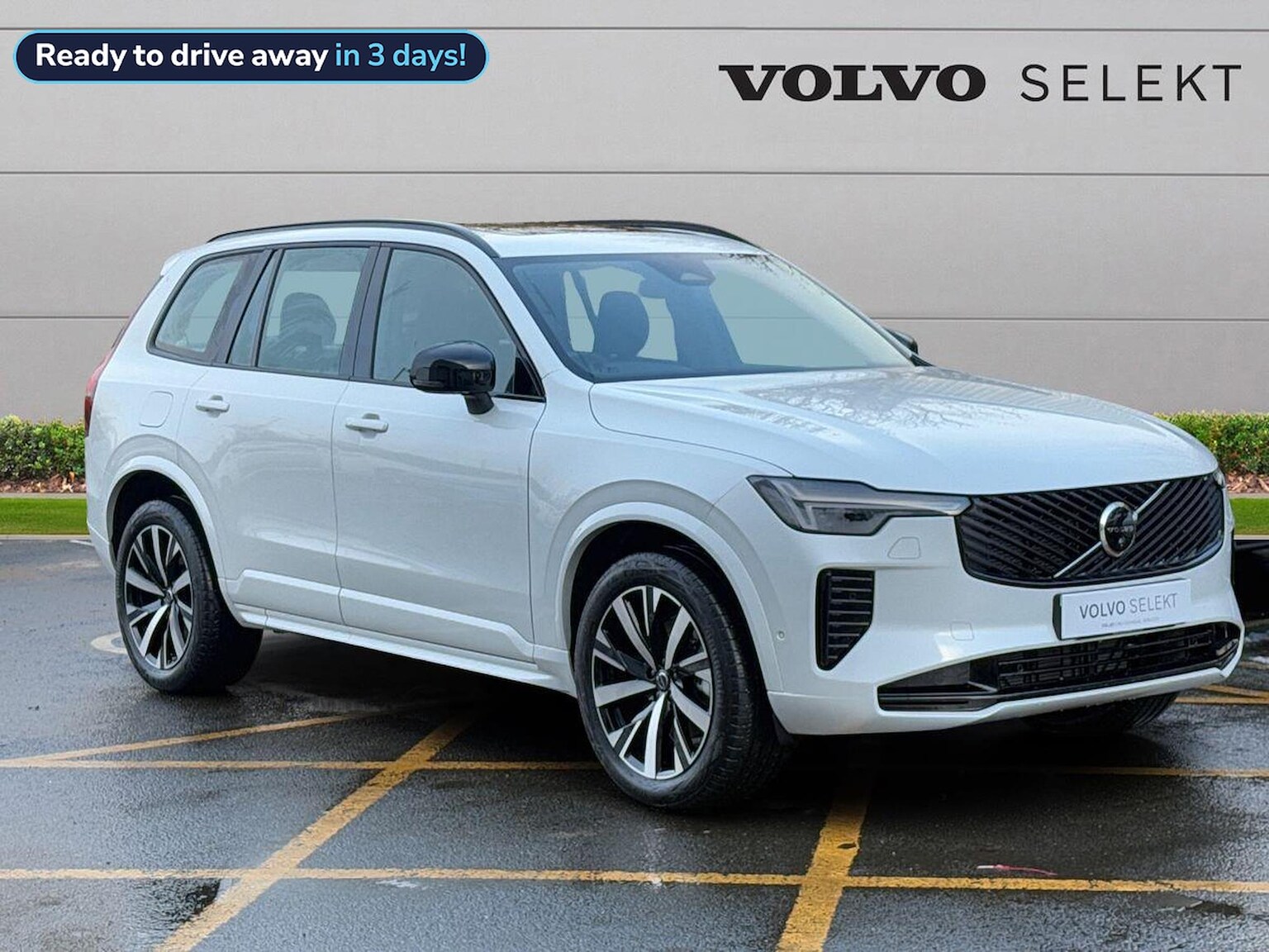 Main listing image - Volvo XC90