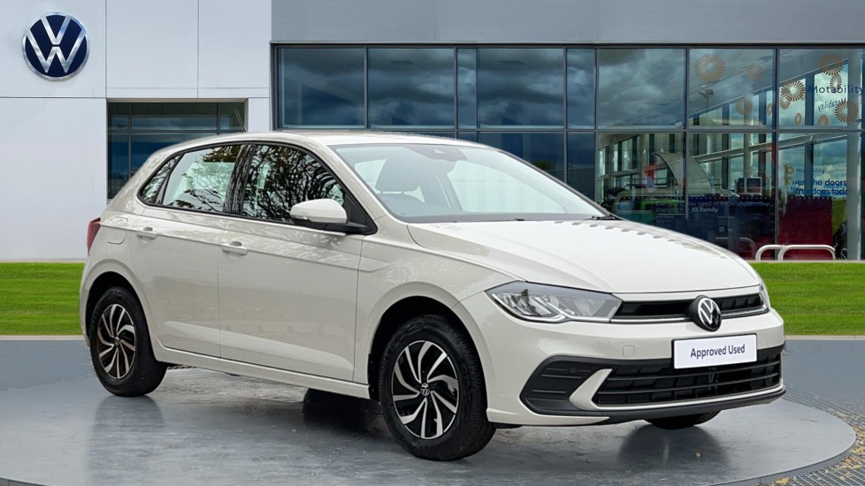 Main listing image - Volkswagen Polo