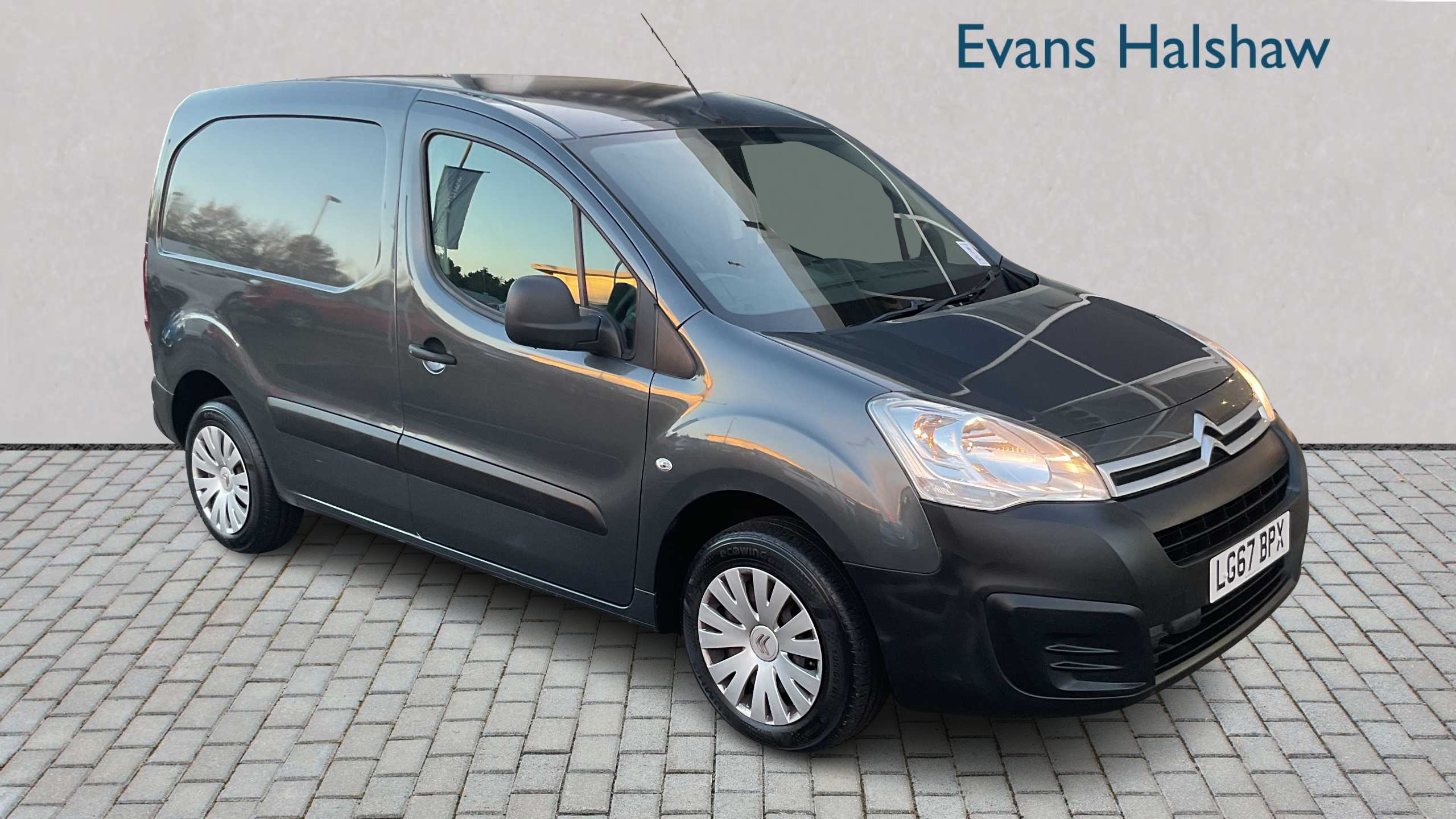 Main listing image - Citroen Berlingo Van