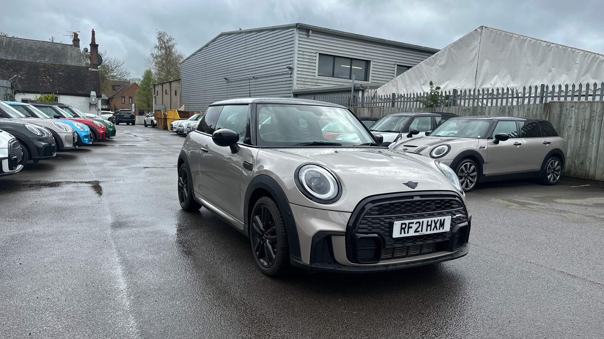 Main listing image - MINI Hatchback