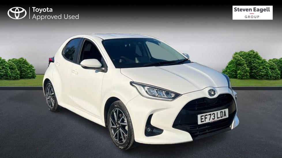 Main listing image - Toyota Yaris