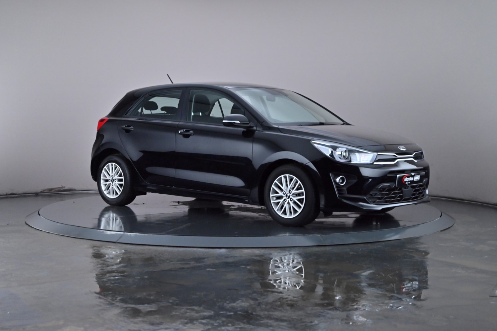 Main listing image - Kia Rio