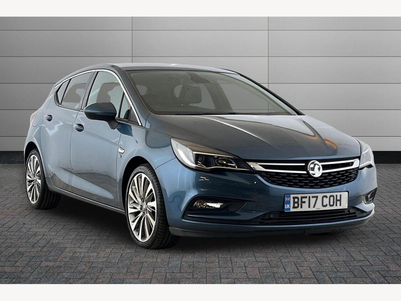 Main listing image - Vauxhall Astra
