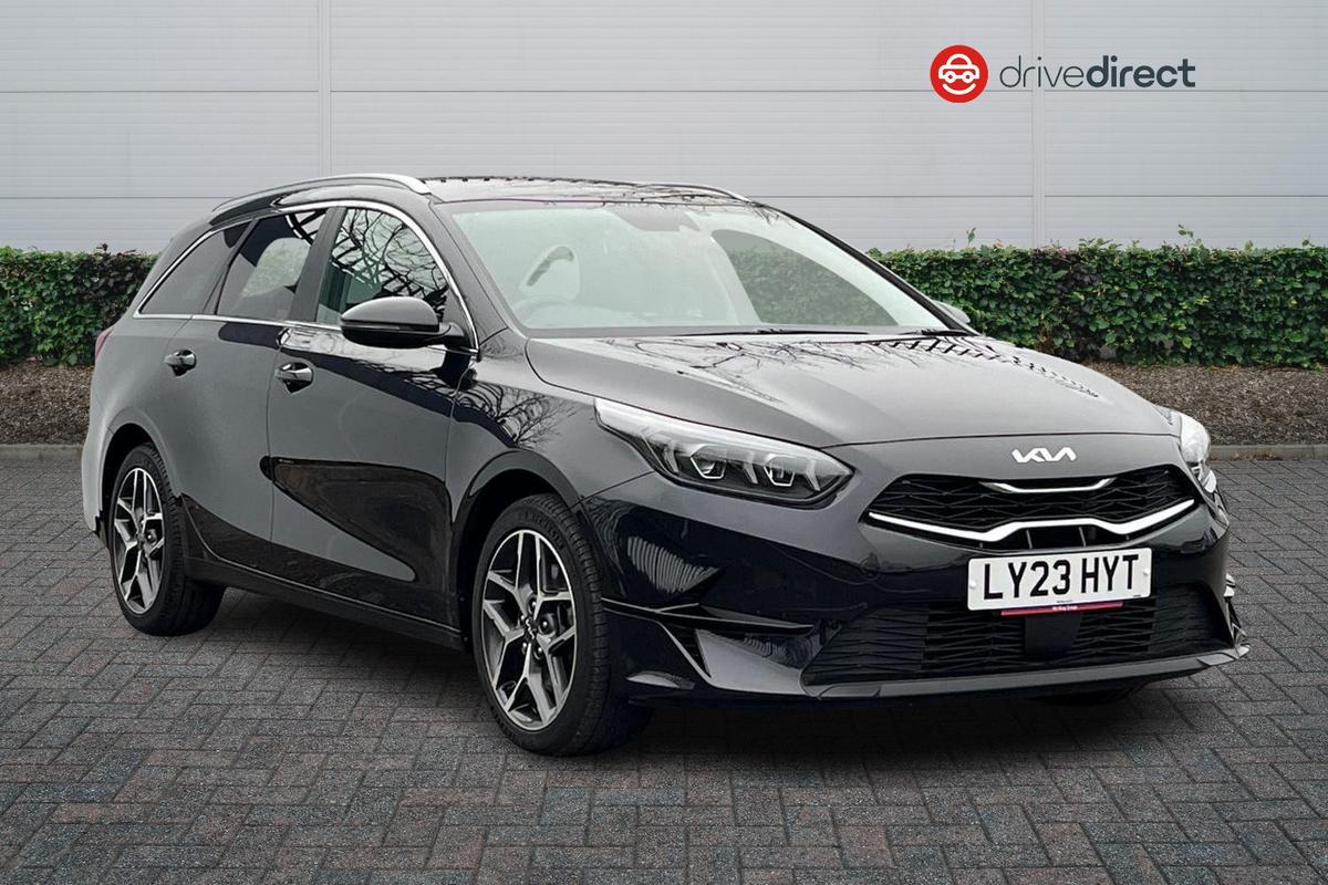 Main listing image - Kia Ceed SW