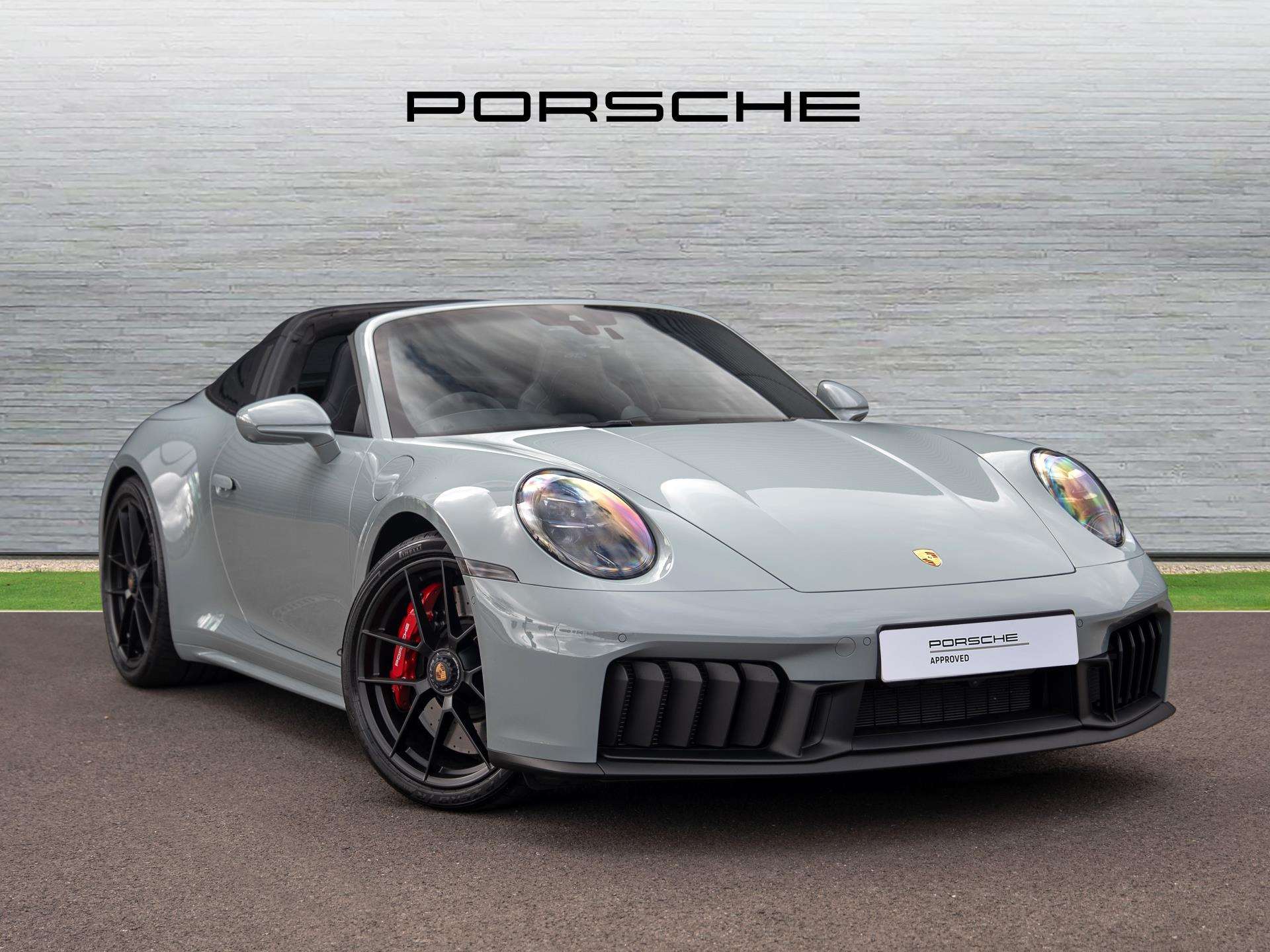 Main listing image - Porsche 911