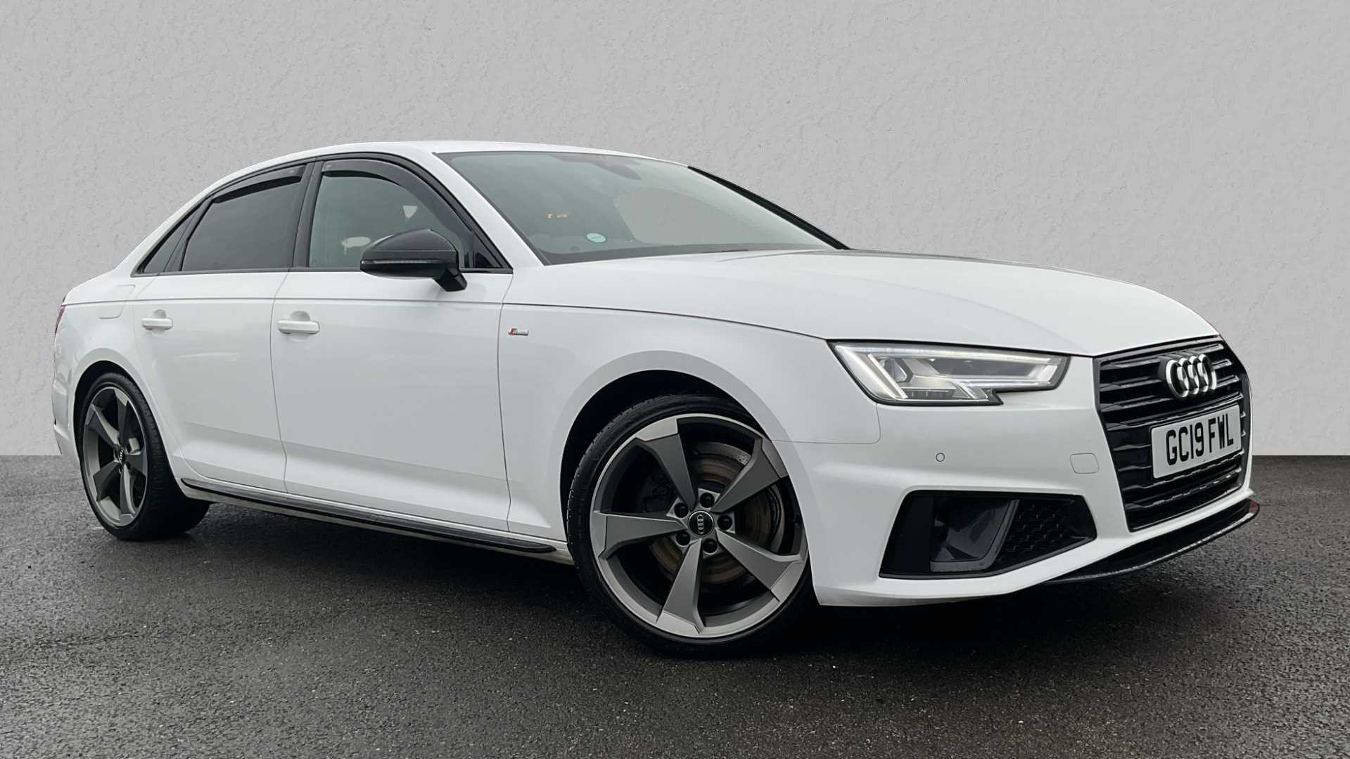 Main listing image - Audi A4