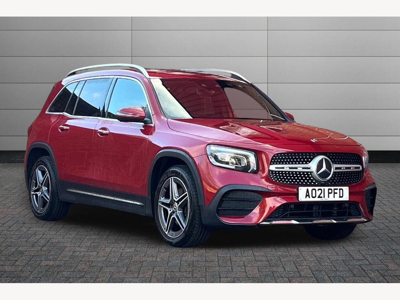 Main listing image - Mercedes-Benz GLB