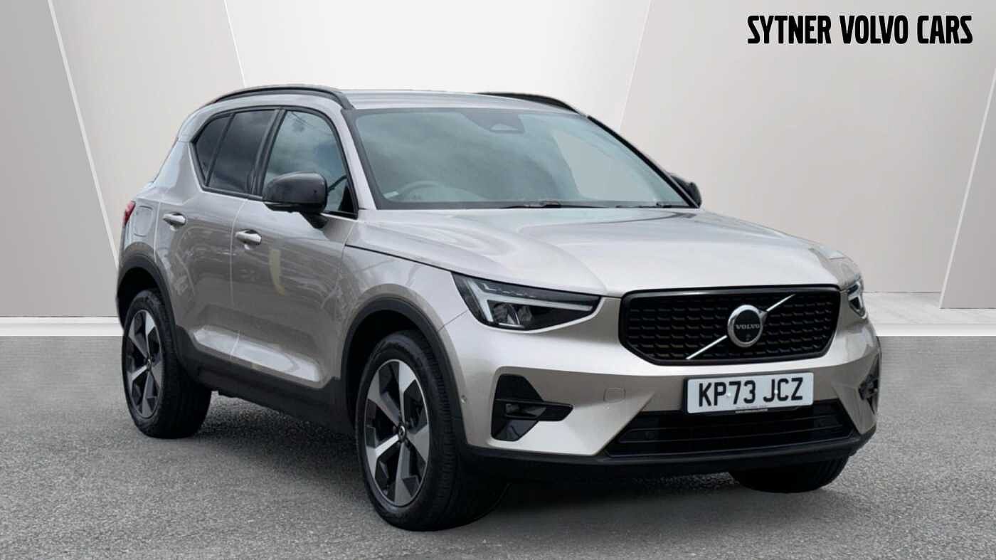 Main listing image - Volvo XC40