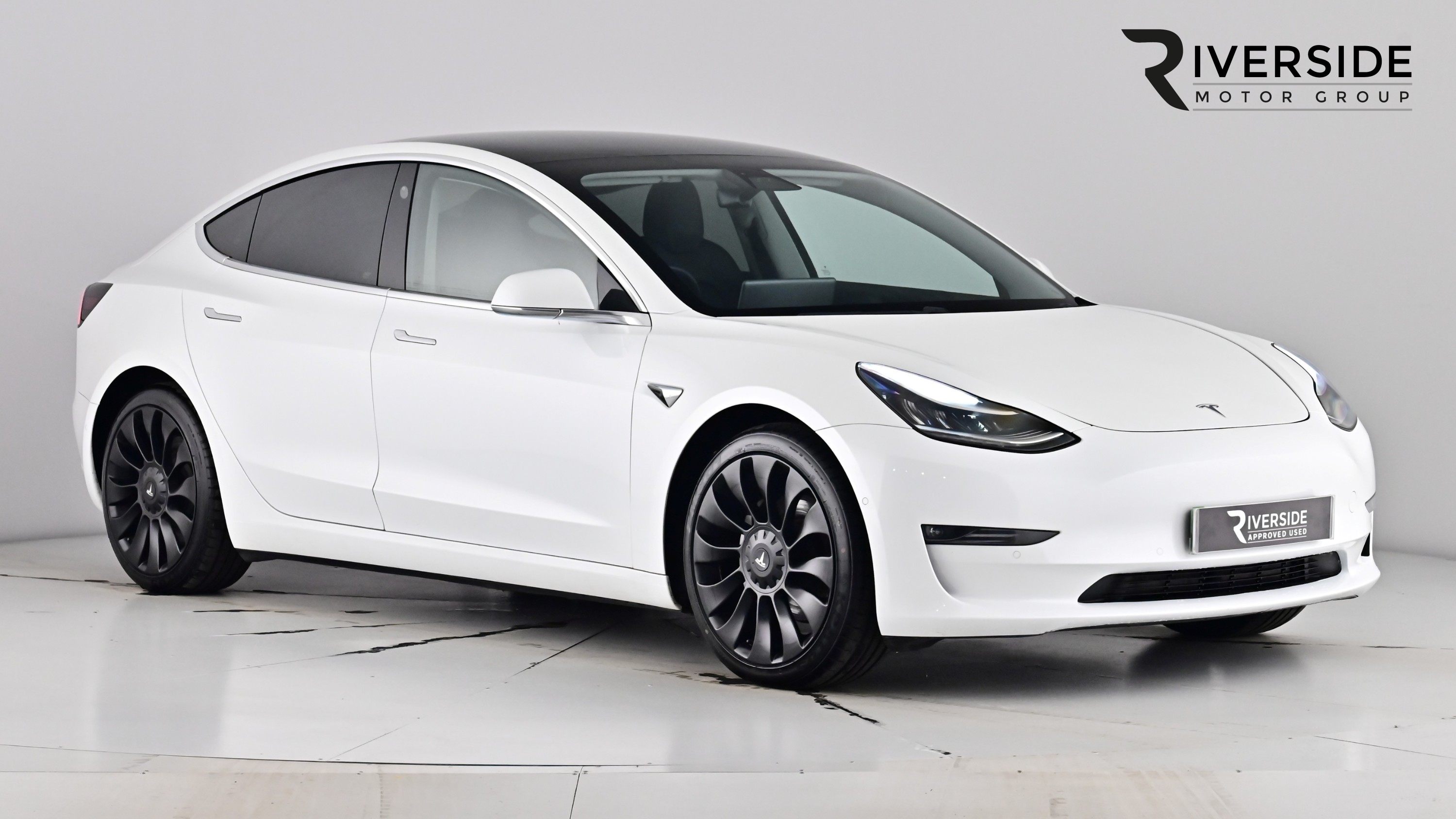 Main listing image - Tesla Model 3