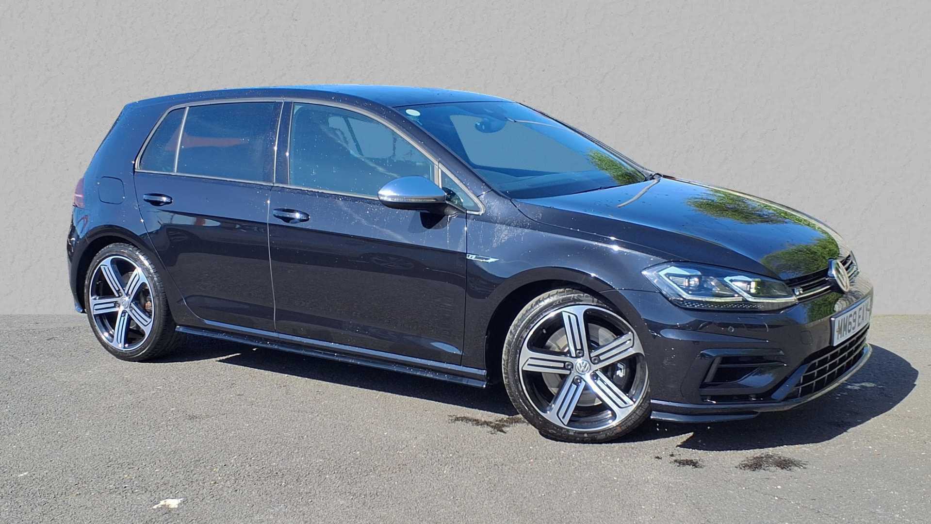Main listing image - Volkswagen Golf R