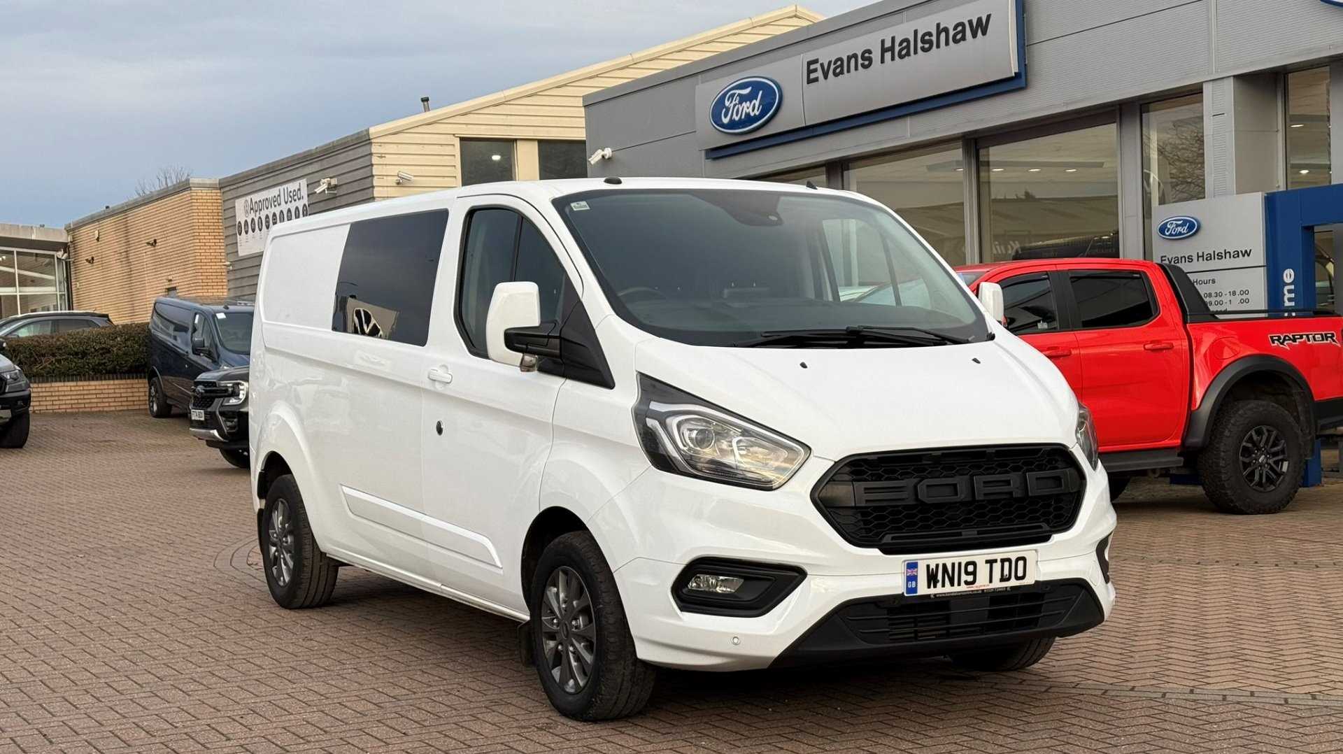 Main listing image - Ford Transit Custom