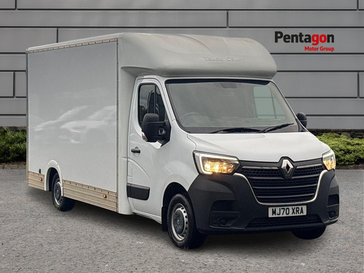 Main listing image - Renault Master