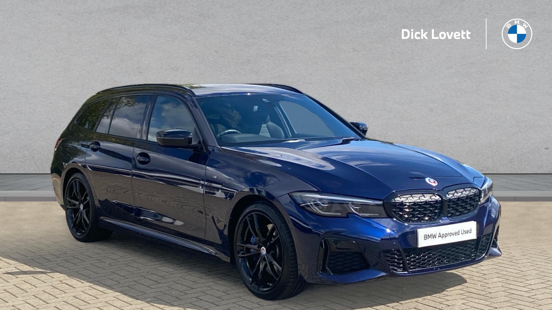 Main listing image - BMW 3 Series Touring