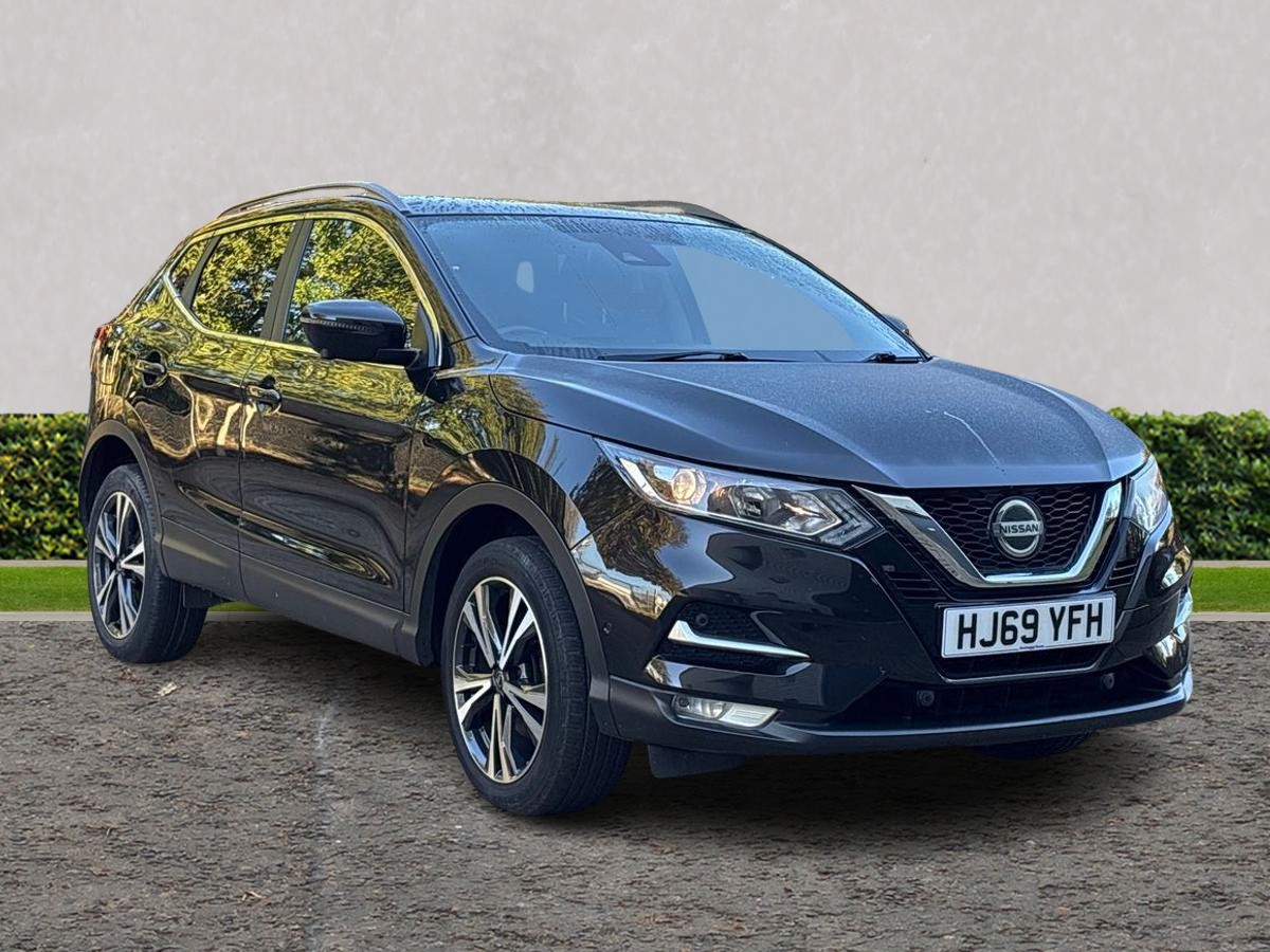 Main listing image - Nissan Qashqai