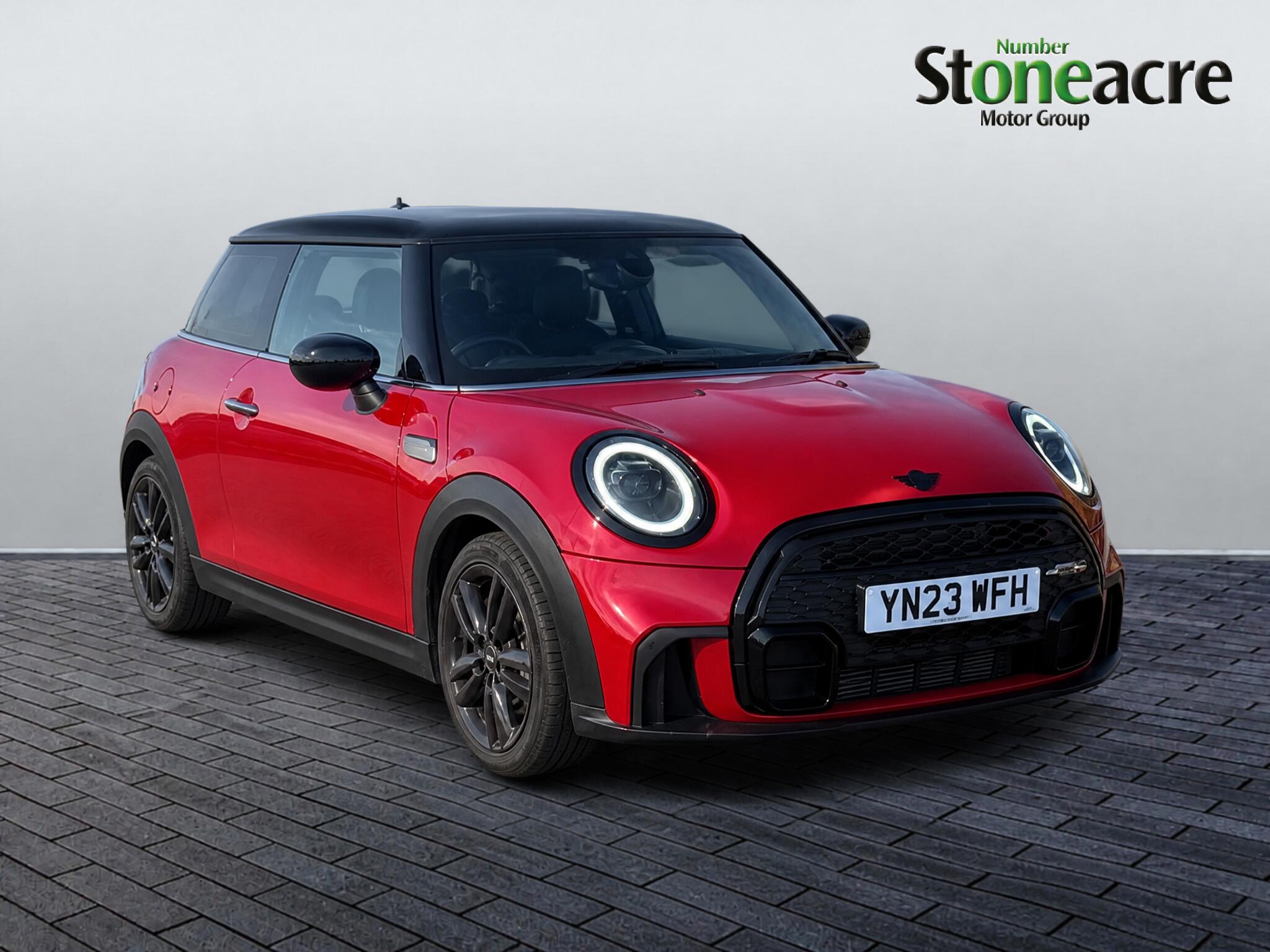 Main listing image - MINI Hatchback